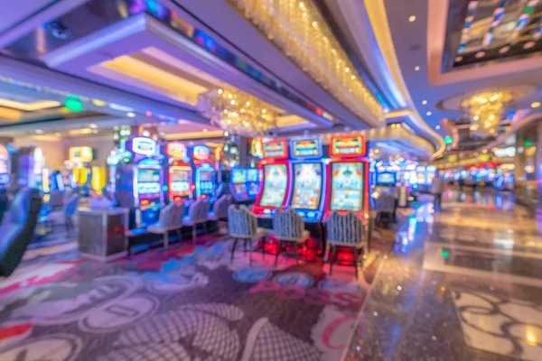 Three Card Poker hand rankings displayed on aitemku interface